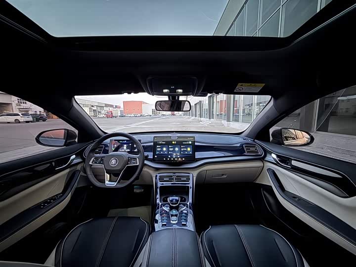 Фото 9 - BYD Qin Plus