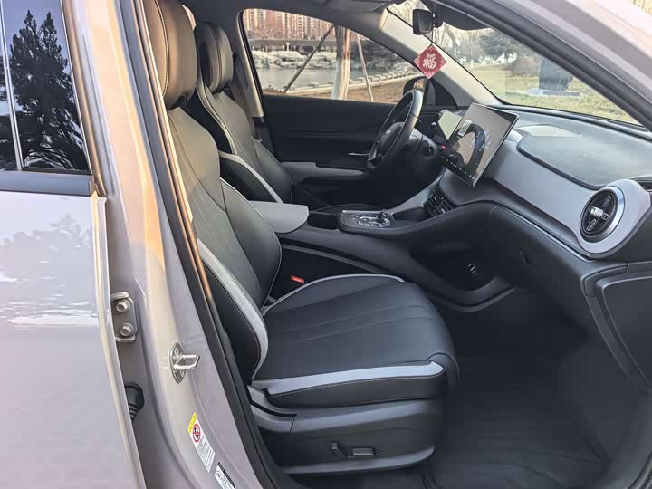 Фото 9 - BYD Sea Lion 05 DM-i Hybrid