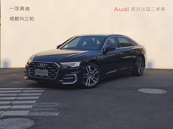 Фото 1 - Audi A6L