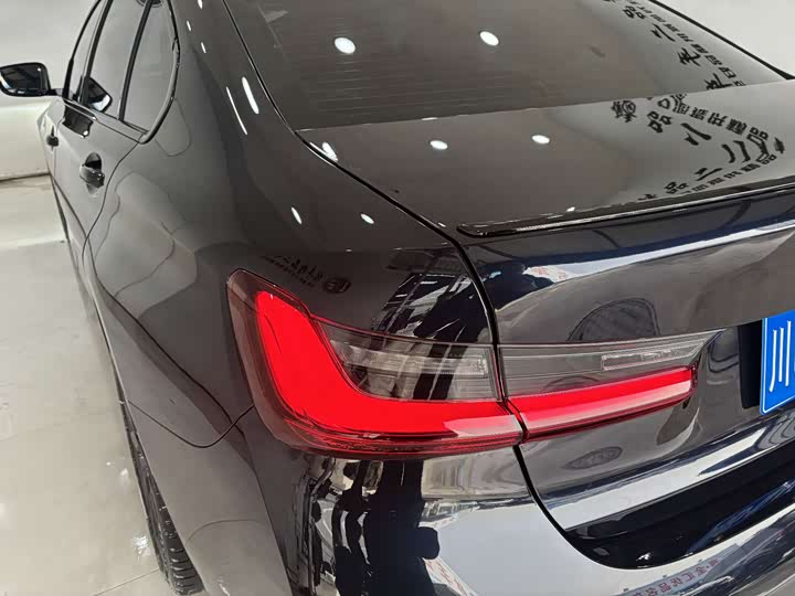 Фото 9 - BMW 3 Series