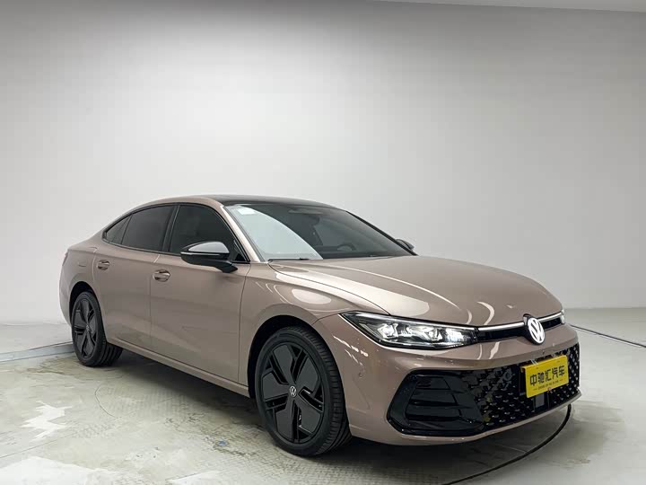 Фото 3 - Volkswagen Passat