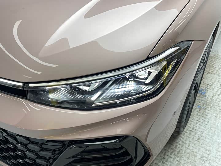 Фото 5 - Volkswagen Passat