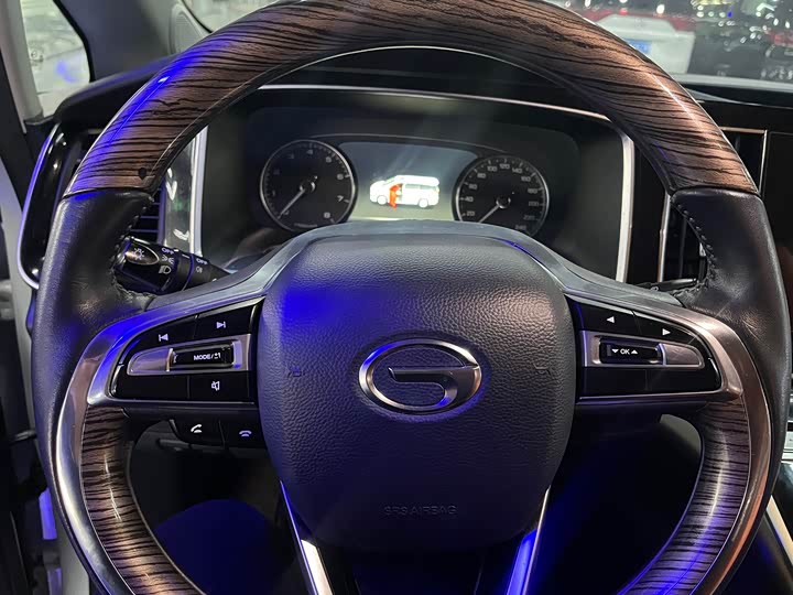 Фото 9 - GAC Trumpchi M8