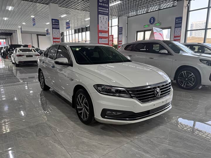 Фото 3 - Volkswagen Lavida