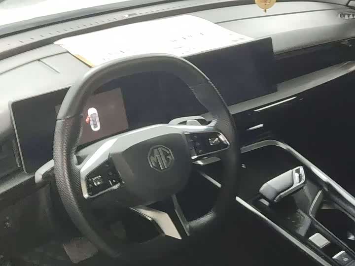 Фото 6 - MG Motor 5 Scorpio