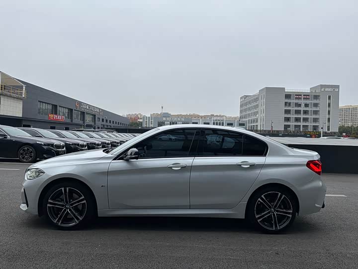 Фото 4 - BMW 1 Series