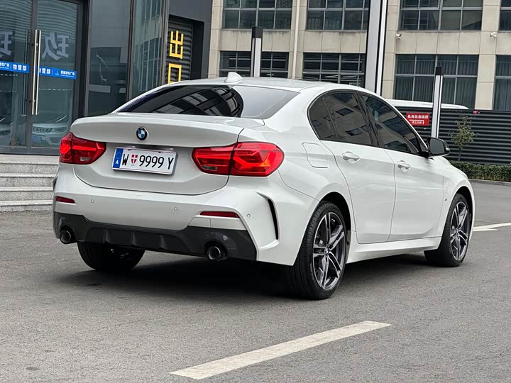 Фото 7 - BMW 1 Series