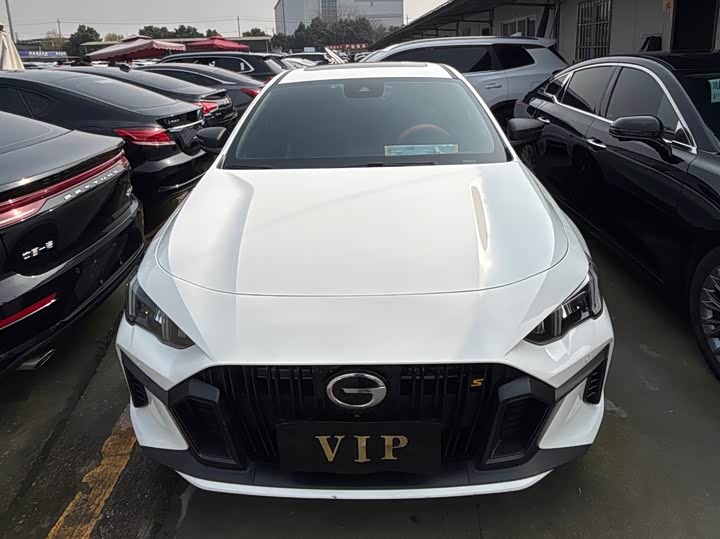 Фото 2 - GAC Trumpchi Empow R