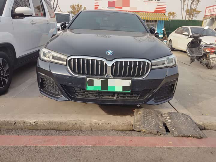 Фото 2 - BMW 5 Series Hybrid