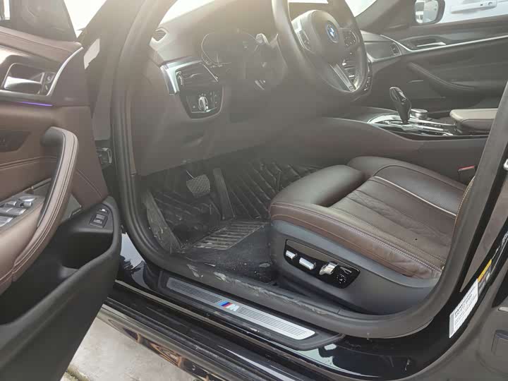 Фото 4 - BMW 5 Series Hybrid