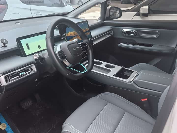 Фото 3 - GAC Aion Y