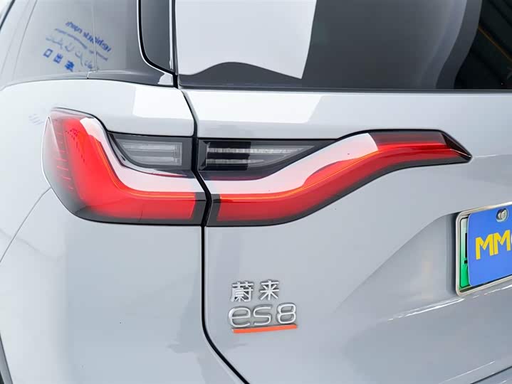 Фото 4 - Nio ES8