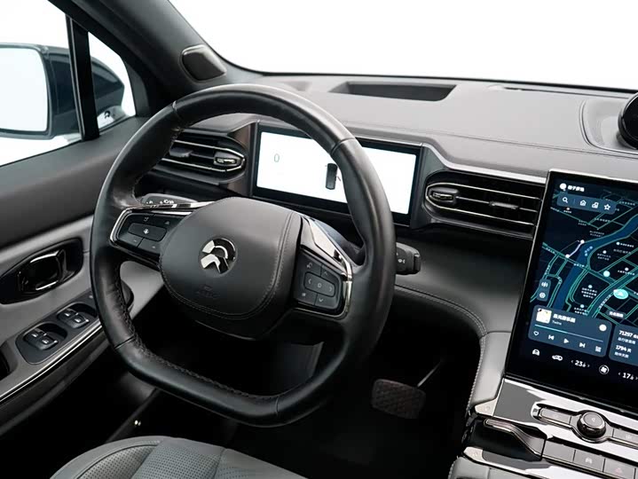 Фото 9 - Nio ES8