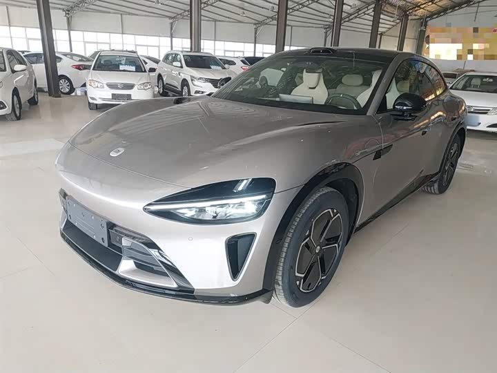 Фото 2 - Xiaomi YU7