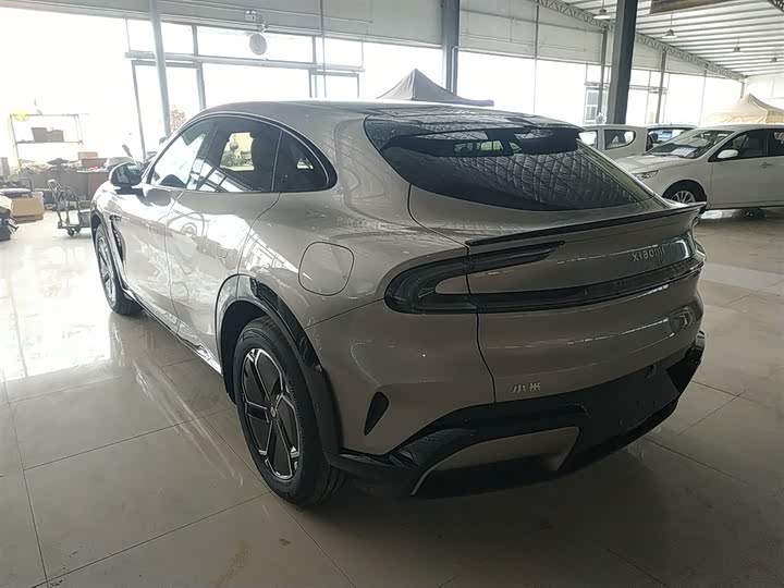 Фото 5 - Xiaomi YU7