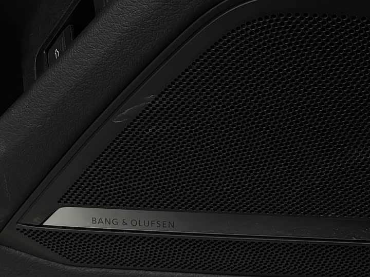 Фото 8 - Audi A6