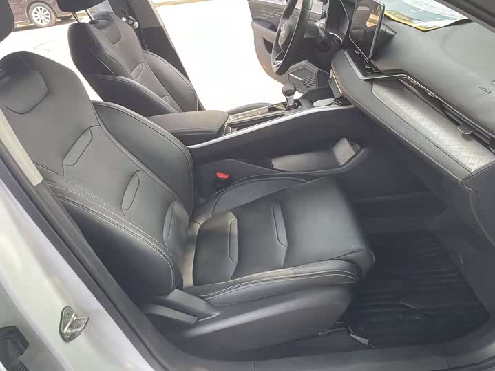 Фото 5 - Geely Preface