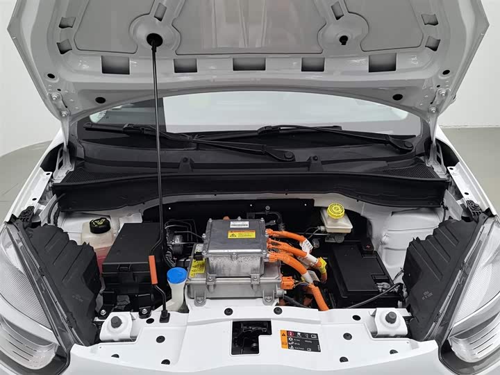 Фото 6 - Roewe Clever