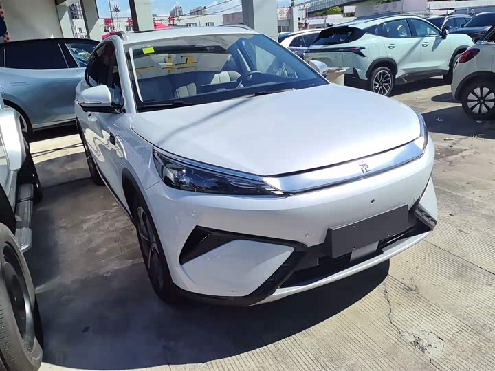 Фото 4 - BYD Yuan Plus