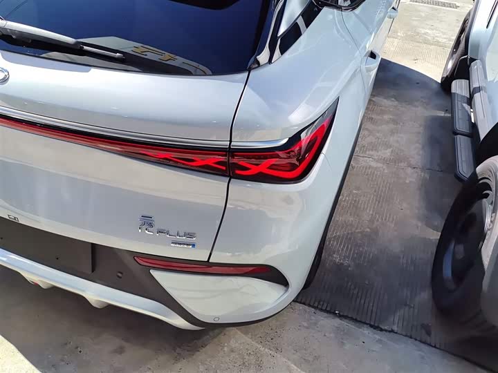 Фото 8 - BYD Yuan Plus