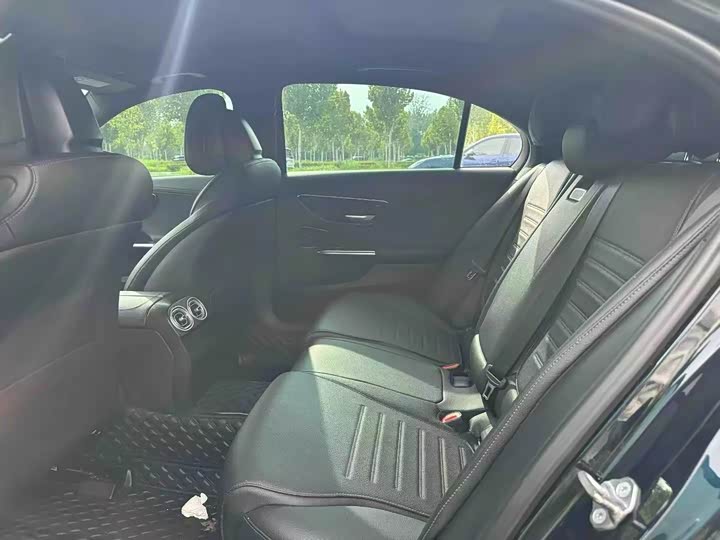 Фото 6 - Mercedes-Benz C-Class