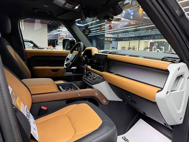 Фото 6 - Land Rover Defender