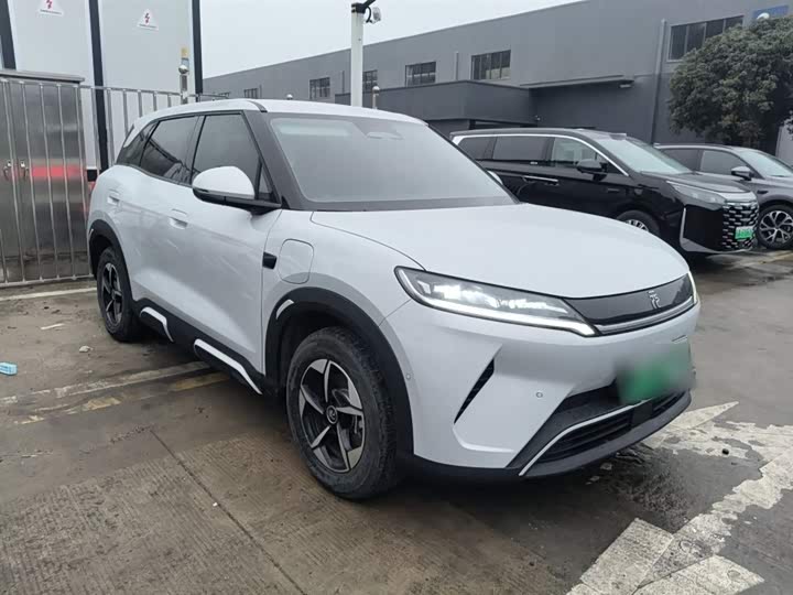 Фото 4 - BYD Yuan Up