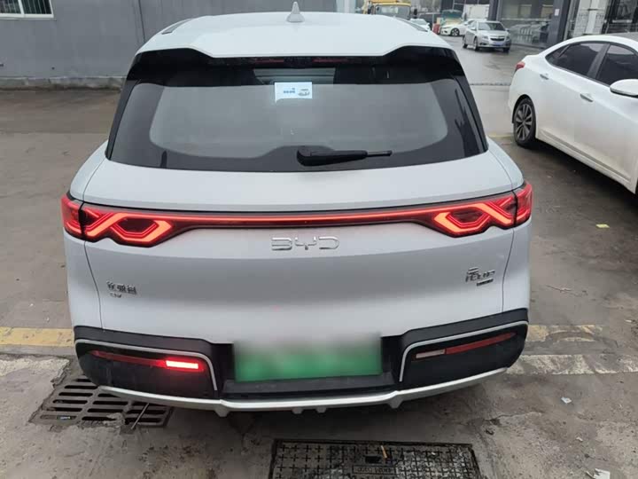 Фото 6 - BYD Yuan Up