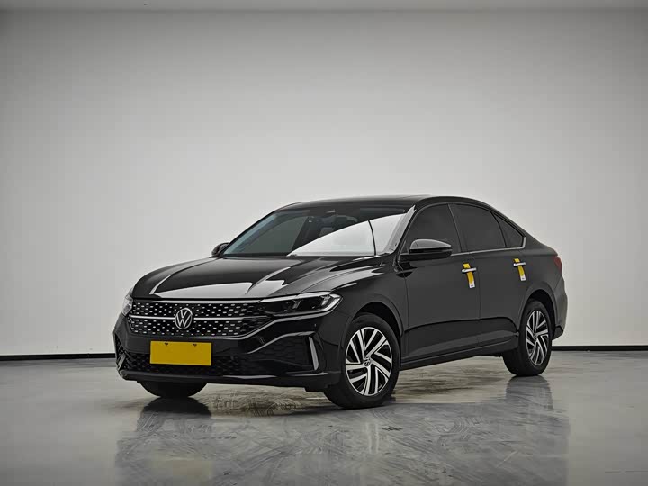 Фото 1 - Volkswagen Lavida