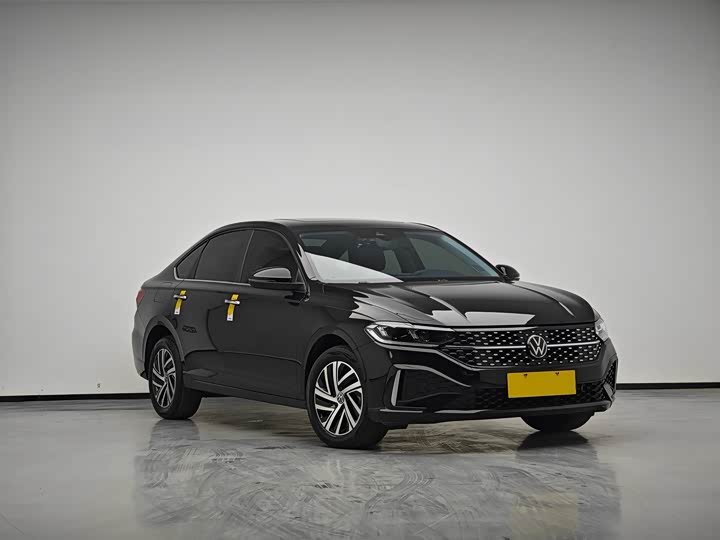 Фото 3 - Volkswagen Lavida