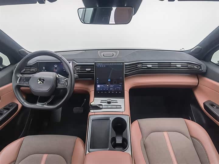 Фото 5 - Nio EC6