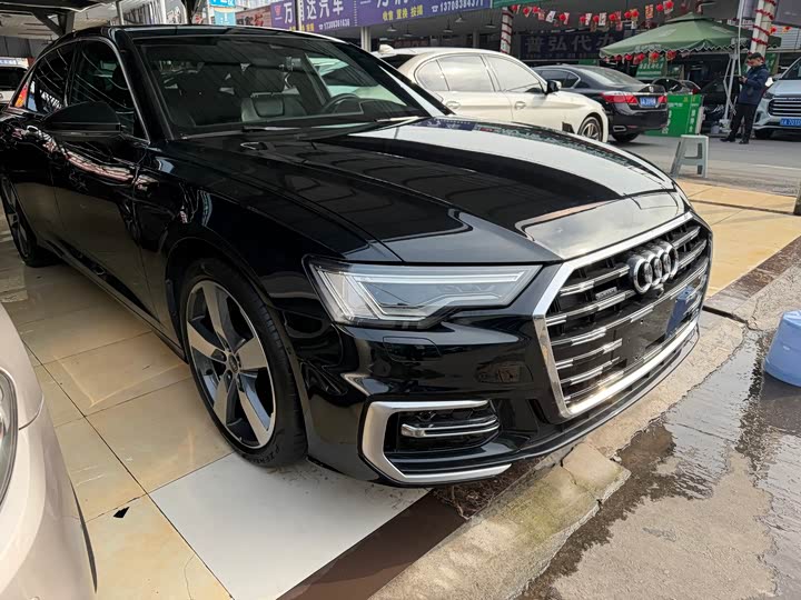 Фото 3 - Audi A6L