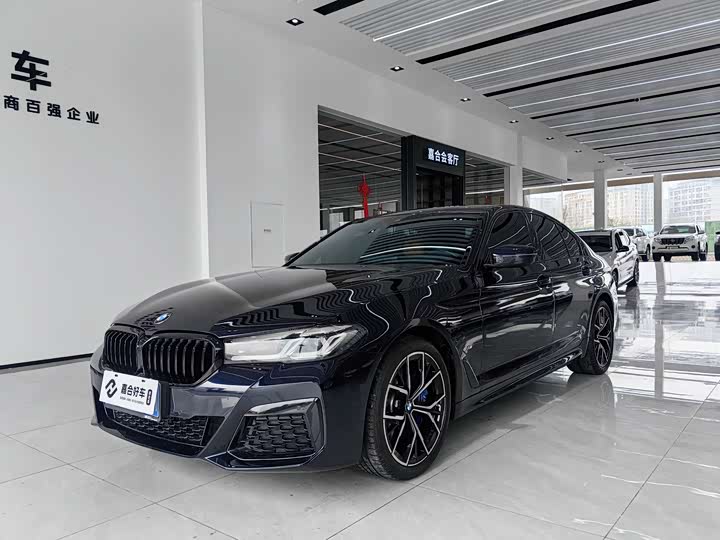 Фото 1 - BMW 5 Series