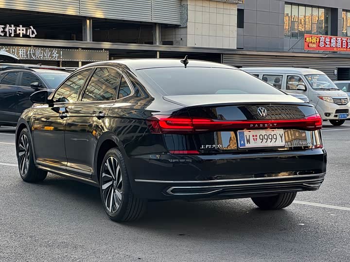 Фото 5 - Volkswagen Passat