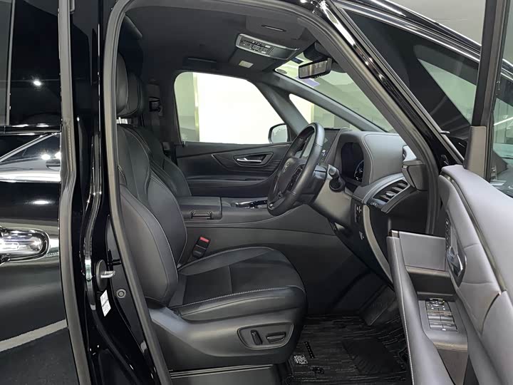 Фото 8 - Toyota Alphard