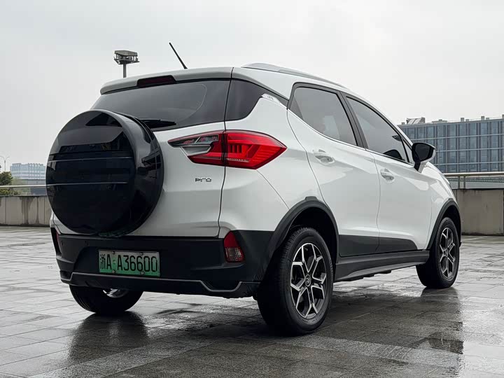 Фото 5 - BYD Yuan Pro