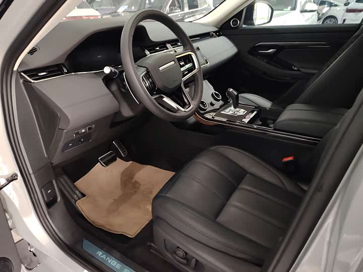 Фото 6 - Land Rover Range Rover Evoque L