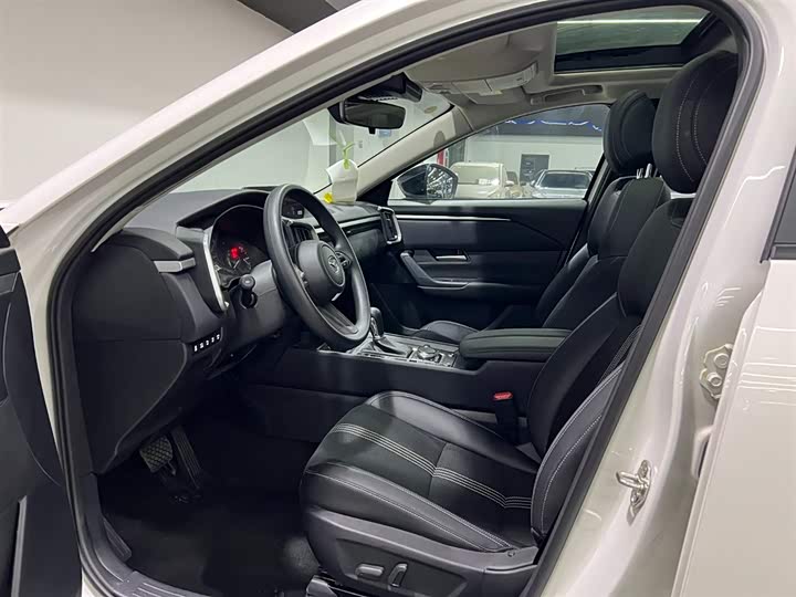 Фото 8 - Mazda CX-50