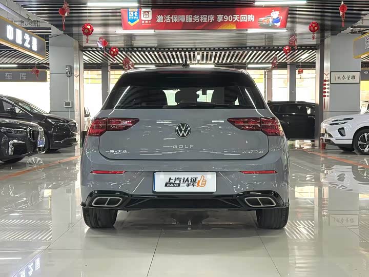 Фото 7 - Volkswagen Golf