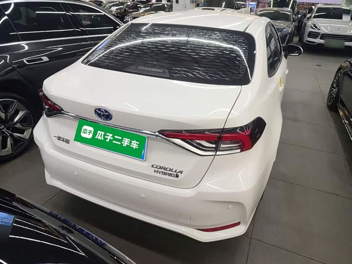 Фото 6 - Toyota Corolla