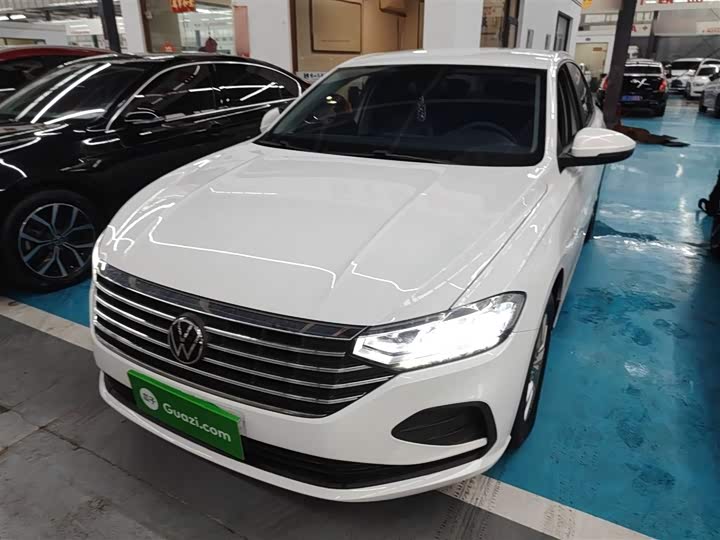 Фото 2 - Volkswagen Lavida