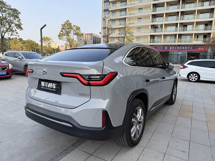 Фото 6 - Nio EC6