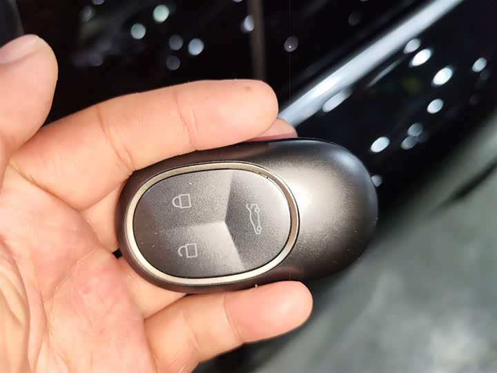 Фото 9 - Nio ET5