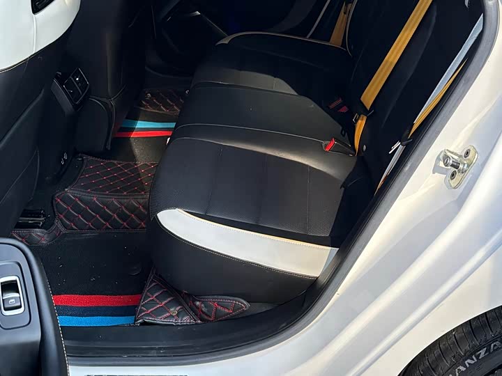 Фото 6 - MG Motor 6