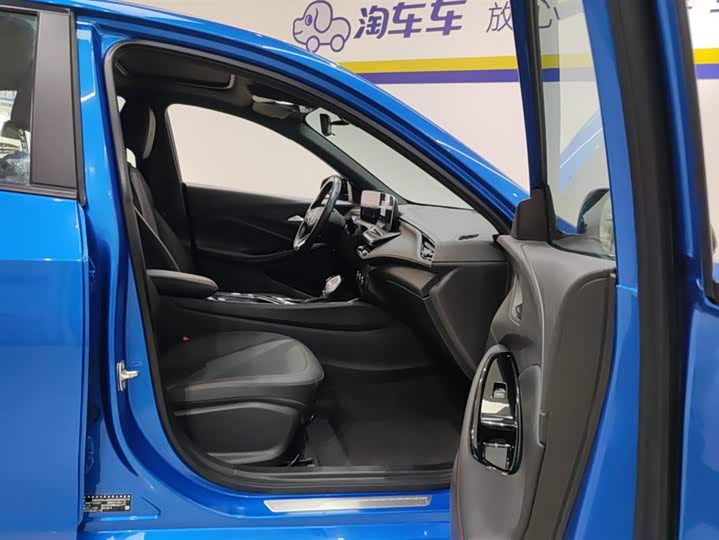 Фото 8 - Buick Verano