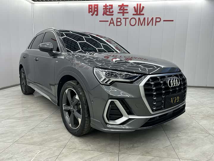 Фото 2 - Audi Q3