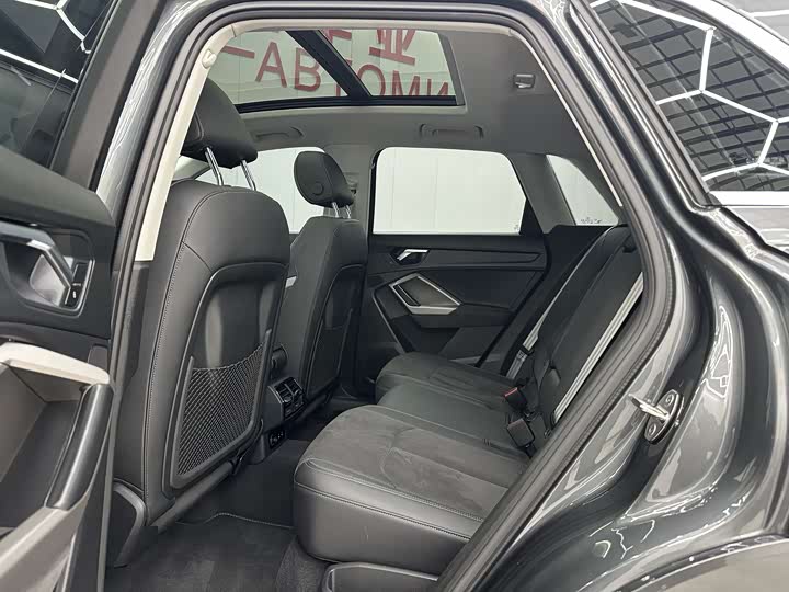 Фото 5 - Audi Q3