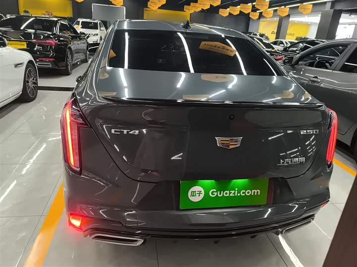 Фото 6 - Cadillac CT4