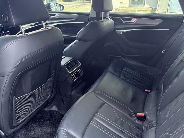 Фото 4 - Audi A7