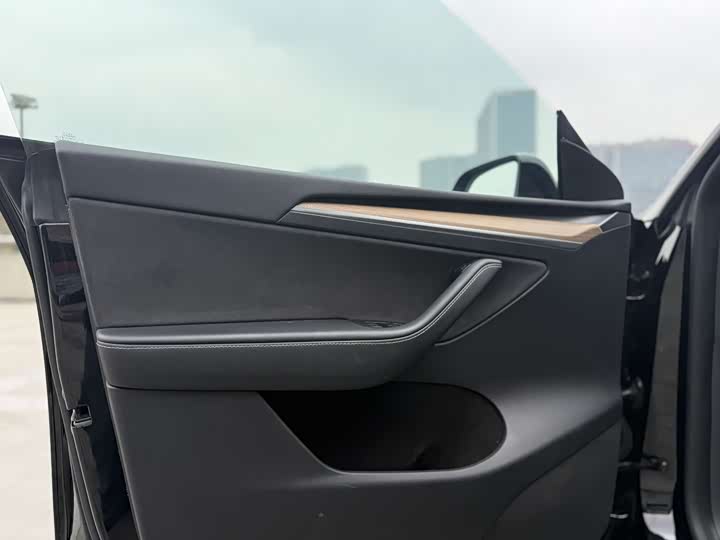 Фото 5 - Tesla Model Y